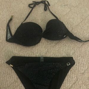 Victoria’s secret bikini!